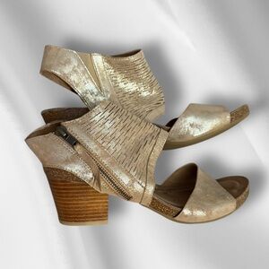 Sofft Leather‎ Heels